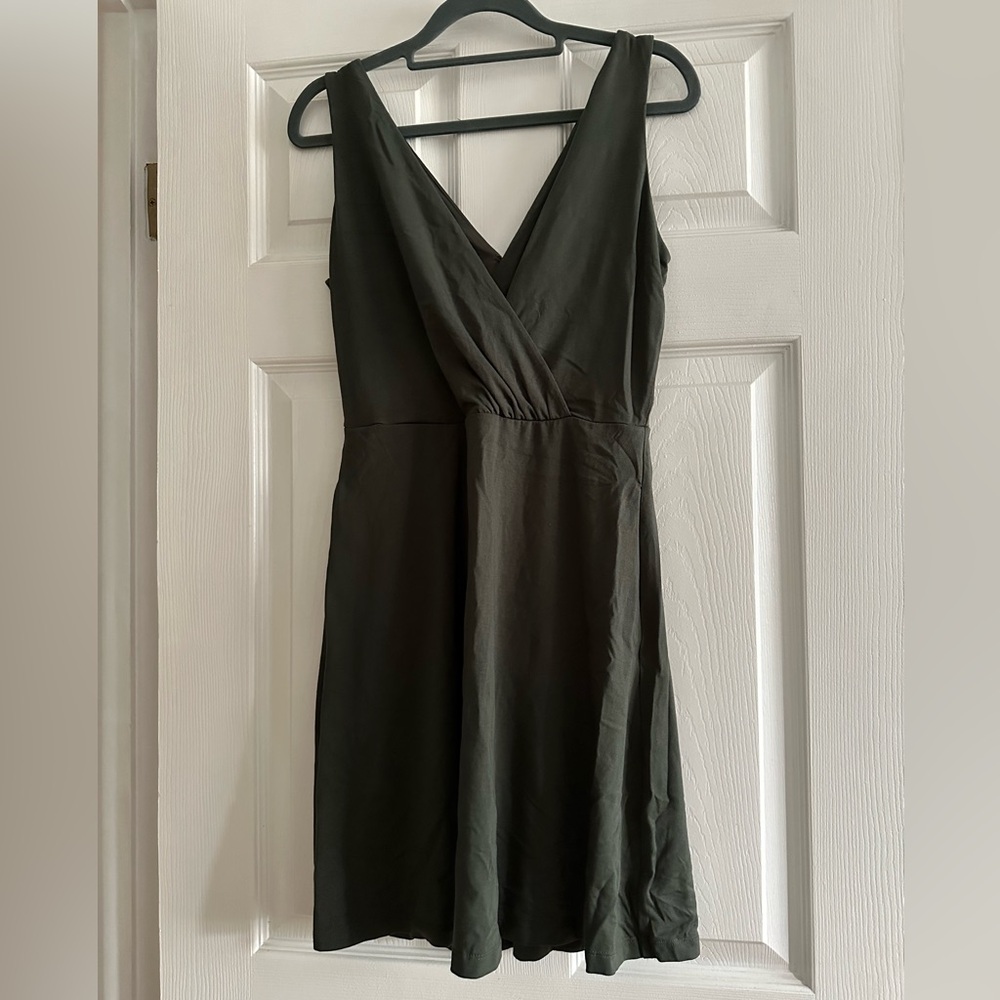 Dark green Loft dress with pockets